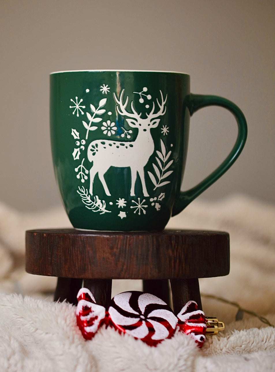 Vela en taza navideña 🎄 (Edición limitada)