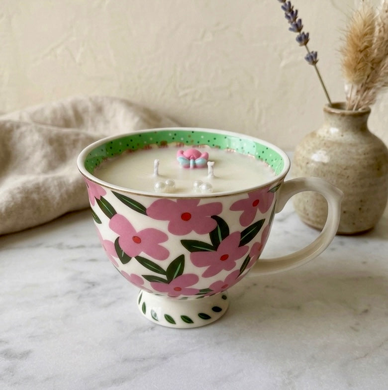 ❥ Vela en taza floral, aroma mimosa | Edición limitada