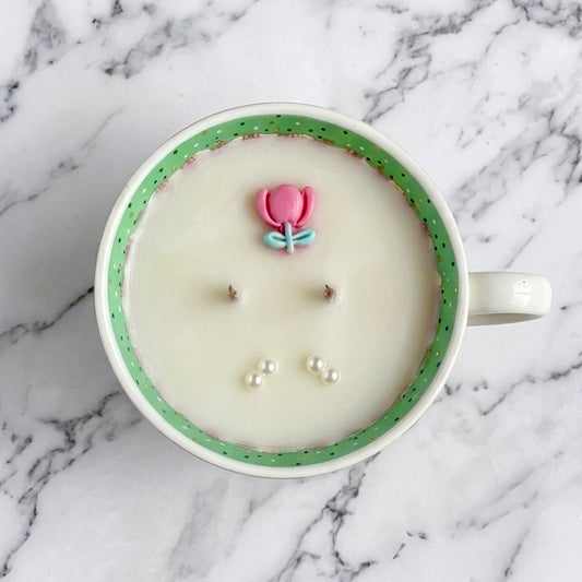 ❥ Vela en taza floral, aroma mimosa | Edición limitada