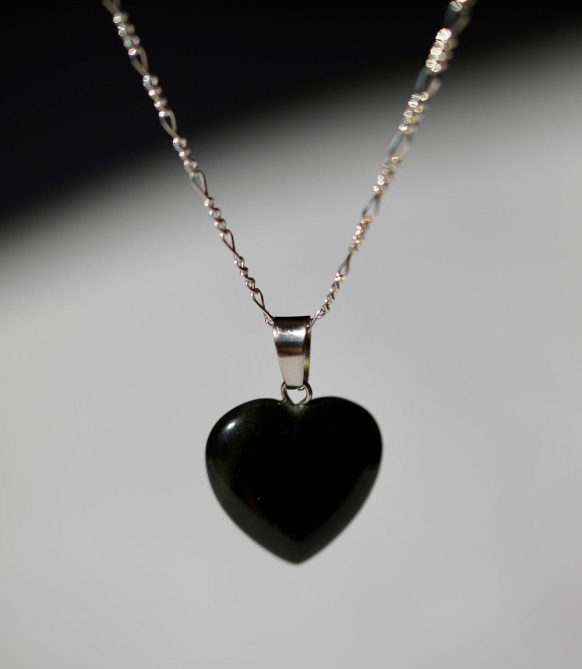 ❥ Colgante corazón obsidiana ♡ (Protección, equilibrio, autoconocimiento)
