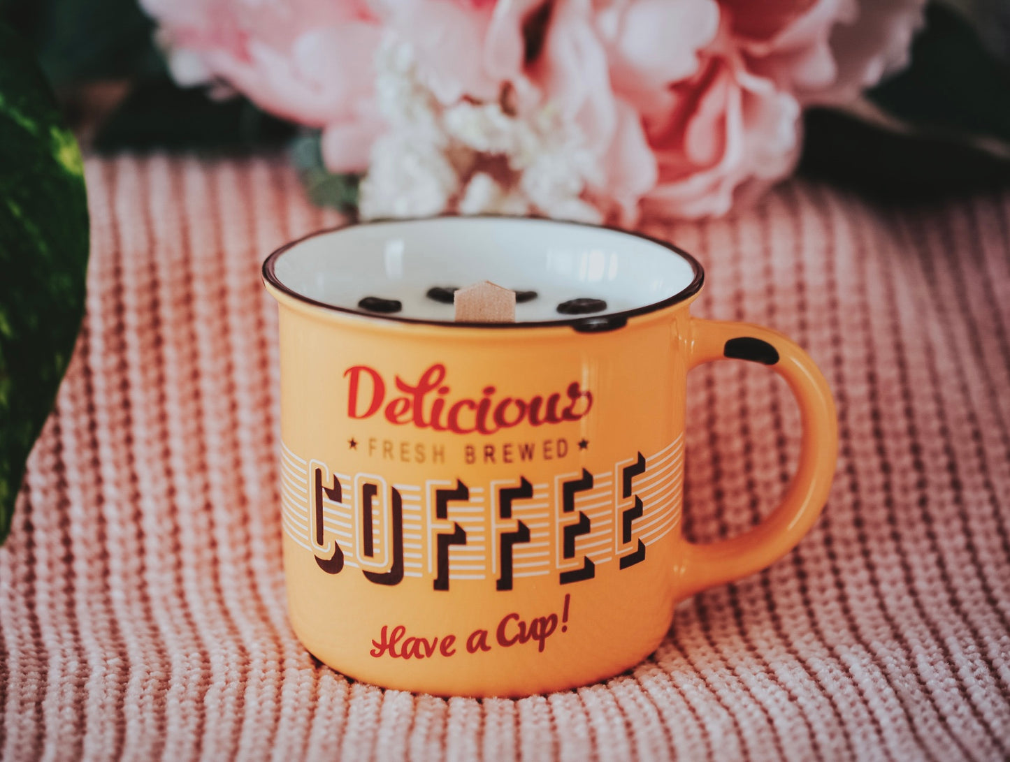 ❥ Vela perfumada de CAFÉ em copo antigo: