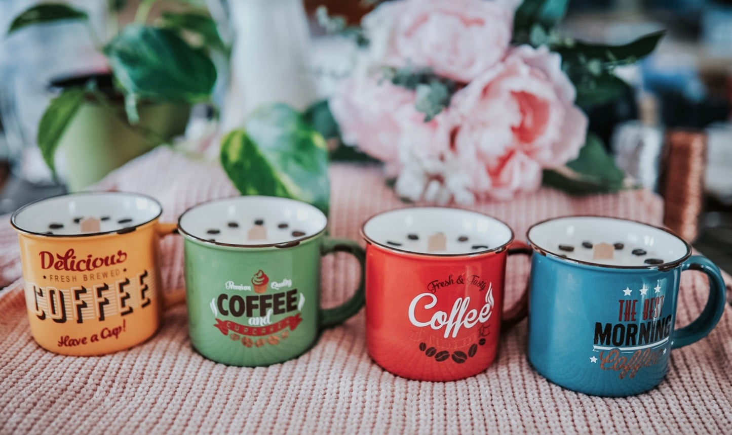❥ Vela perfumada de CAFÉ em copo antigo: