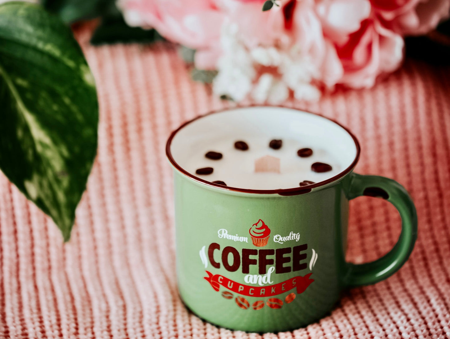 ❥ Vela perfumada de CAFÉ em copo antigo:
