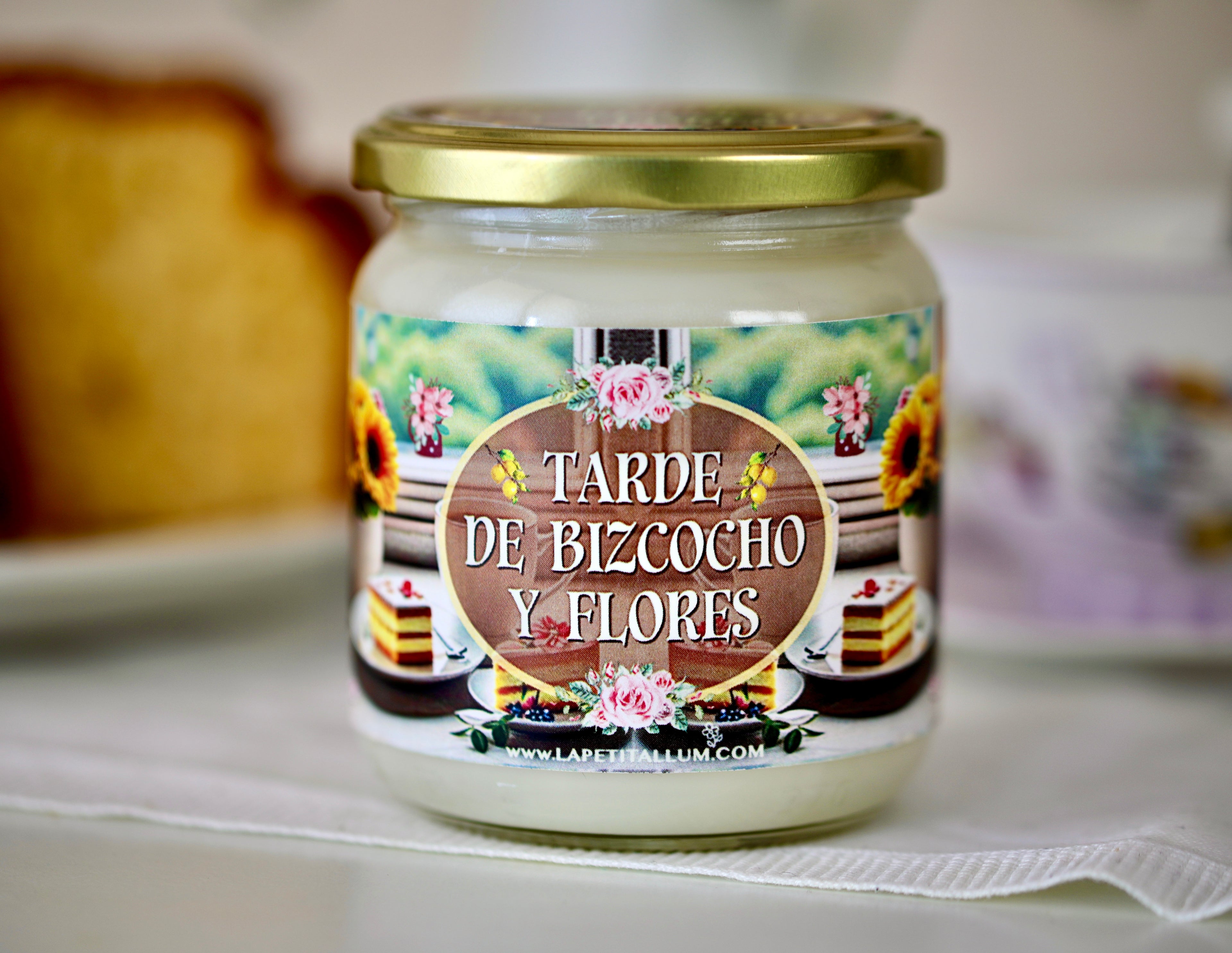 ❥ Vela "Tarde de bizcocho y flores"🧁